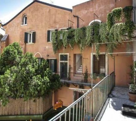 Cortiletto Apartment Verona Exterior foto